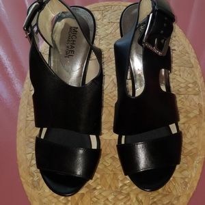 MICHAEL KORS black leather heels